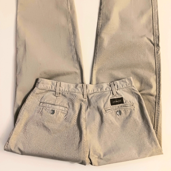 Vintage cotton Calvin Klein Khakis. Size 8 - Picture 2 of 8